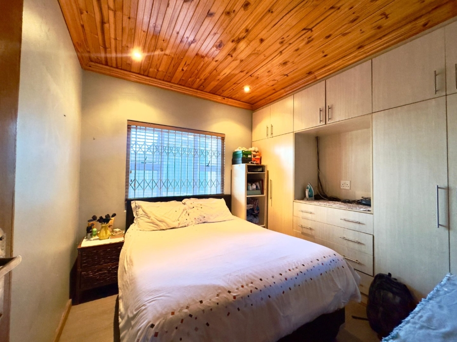  Bedroom Property for Sale in Steenberg Western Cape
